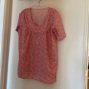 Light material made in China was bought online very feels good on